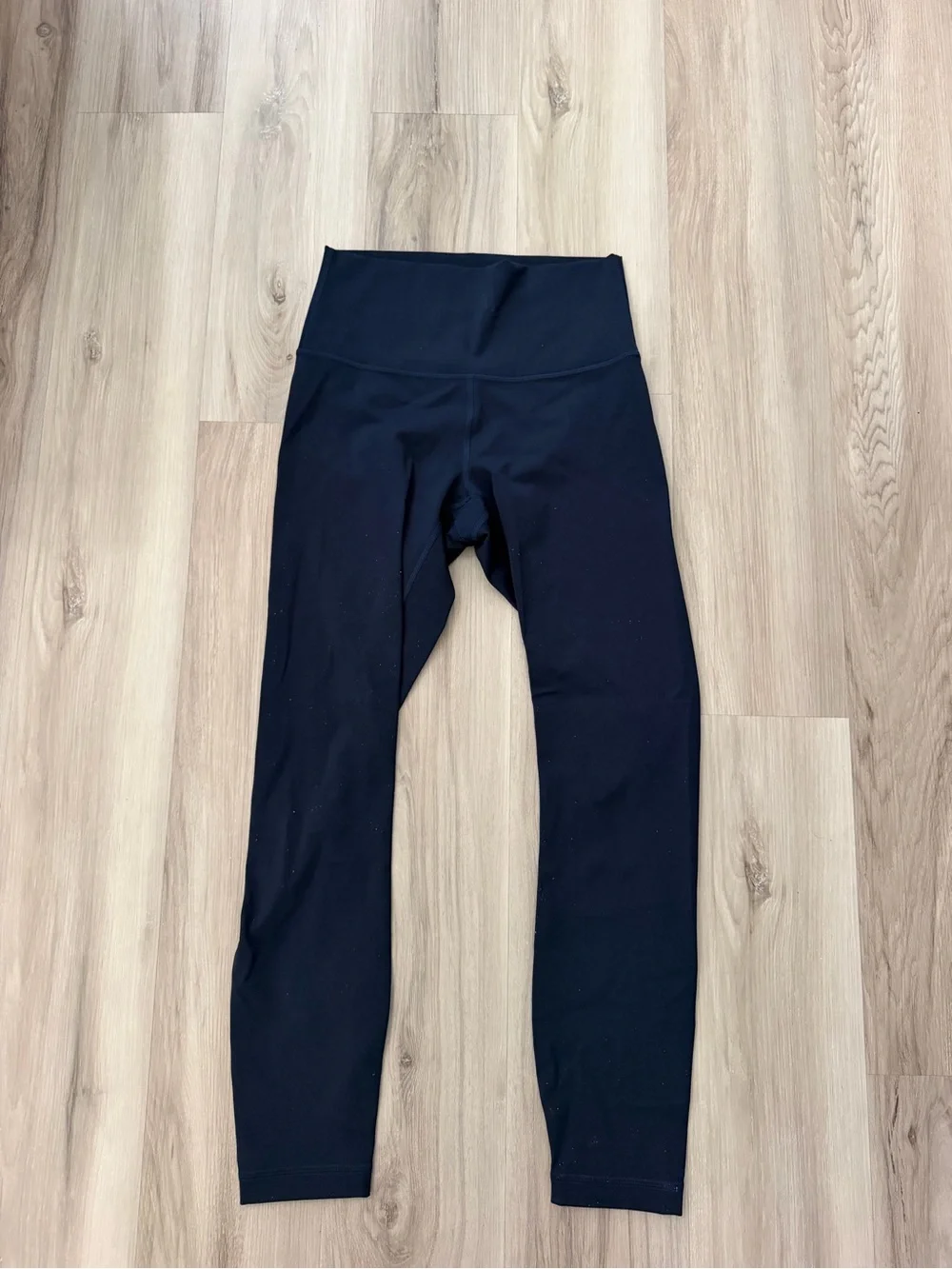 Lululemon 25” Navy Wonder Train Leggings size 6